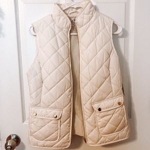 🍁White + Gold Vest